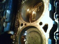 2000scenginebad.jpg